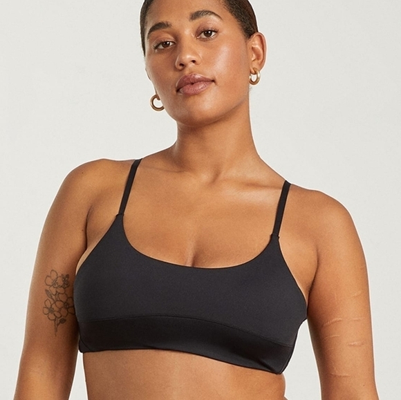 Everlane The Scoop-Neck Bikini Top in Black in Size Large - Picture 2 of 15
